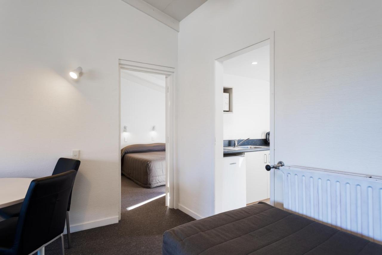 Queenstown Motel Apartments (Adults Only) Kültér fotó