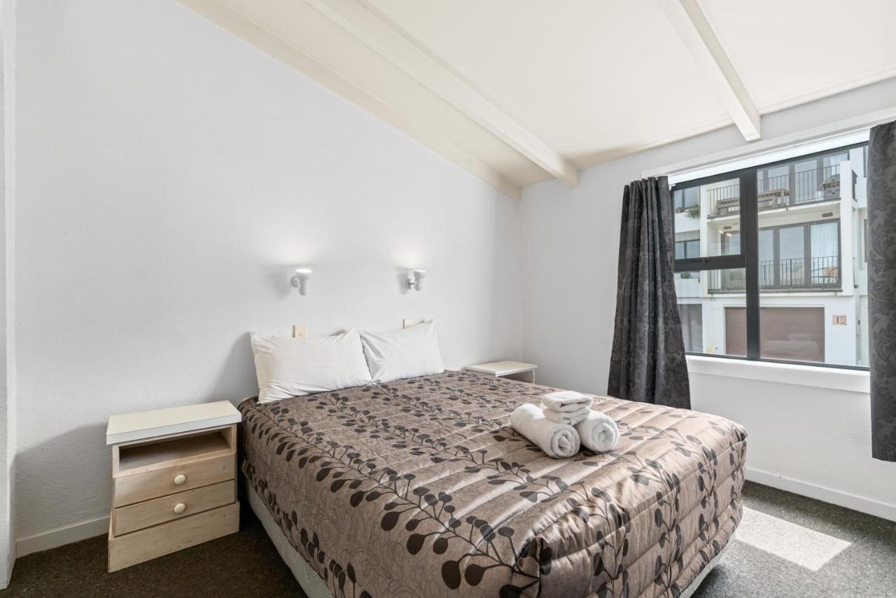 Queenstown Motel Apartments (Adults Only) Kültér fotó