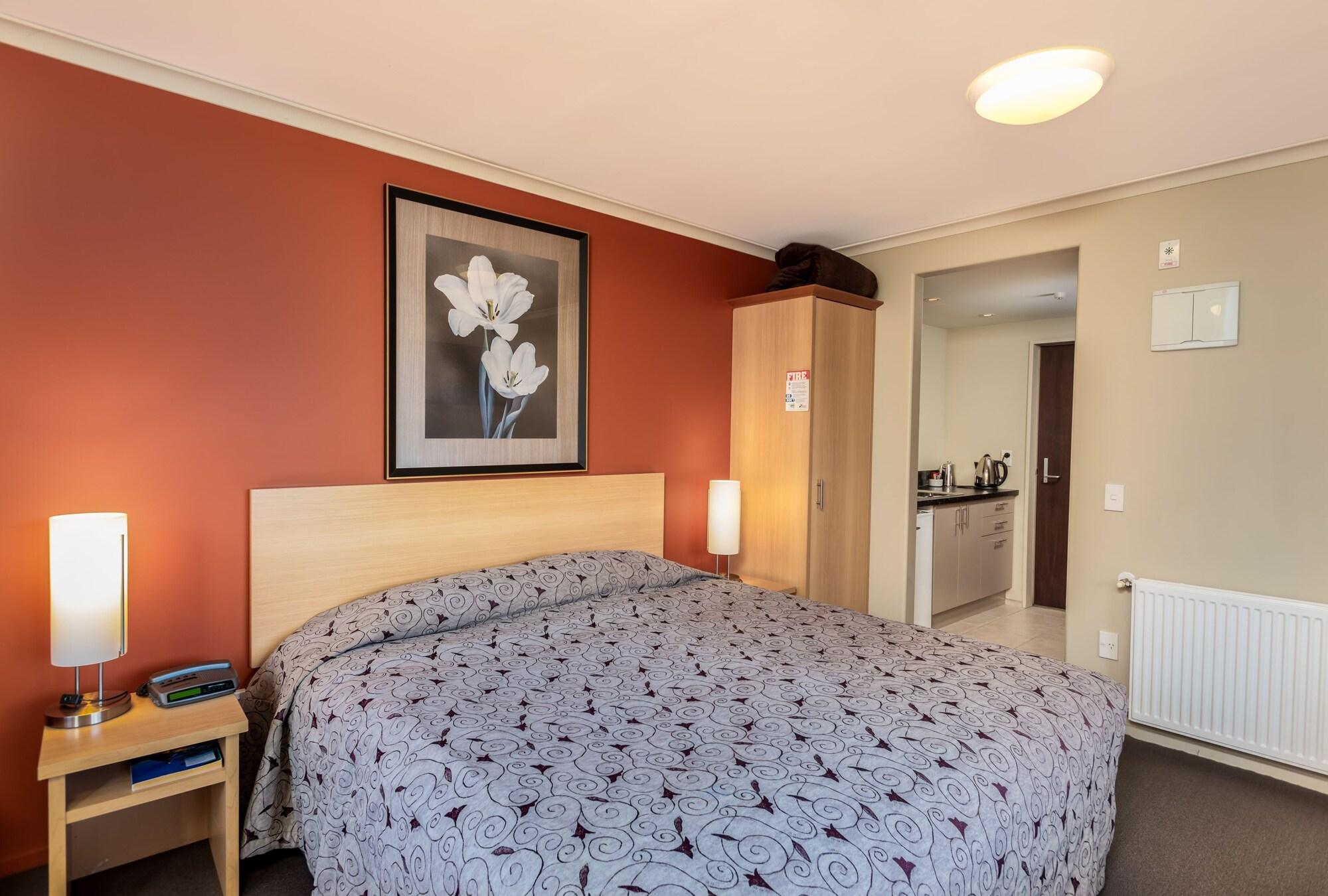 Queenstown Motel Apartments (Adults Only) Kültér fotó