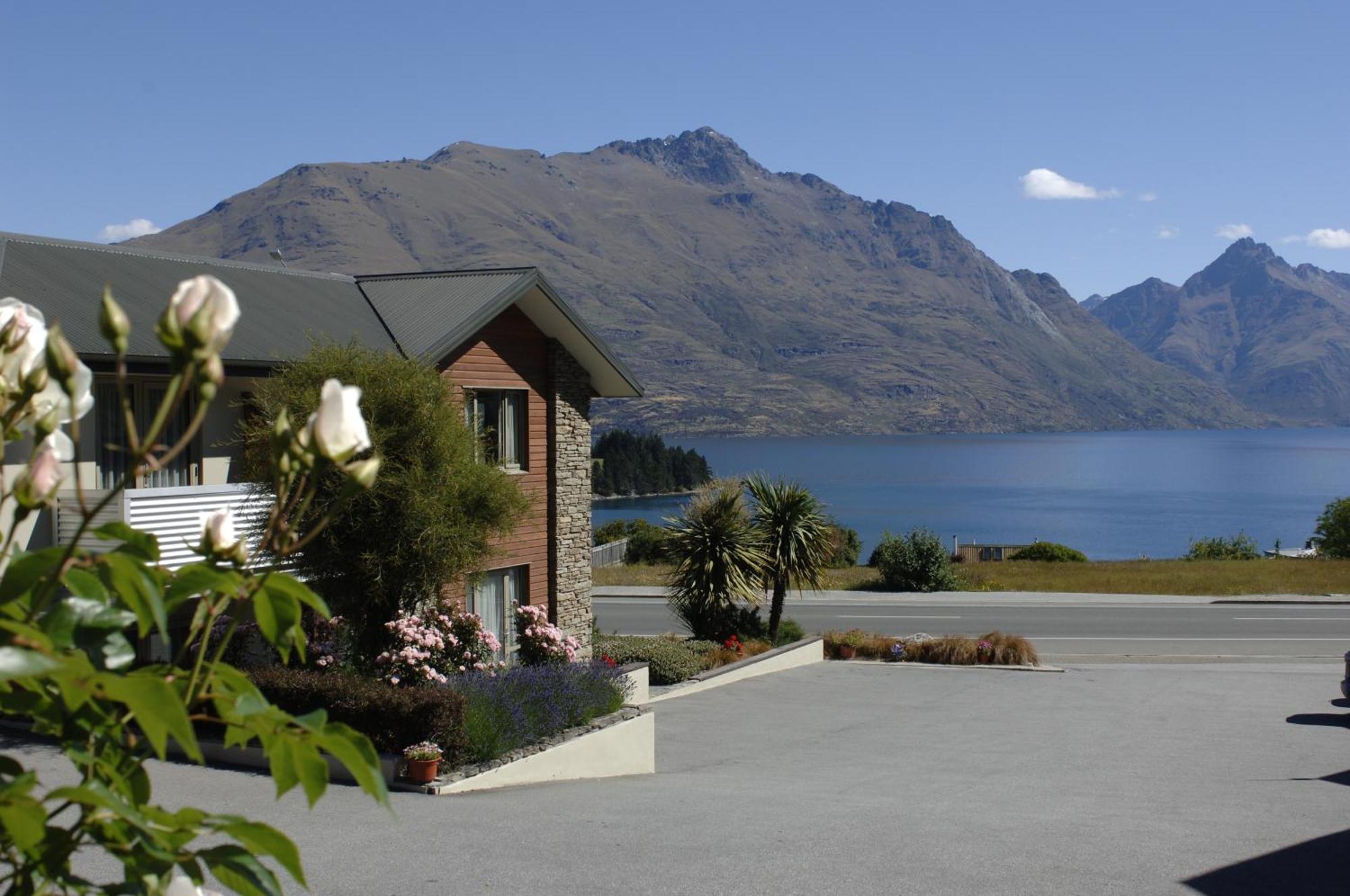 Queenstown Motel Apartments (Adults Only) Kültér fotó